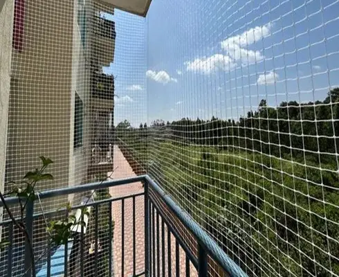 Invisible grill fitted on high-rise window
